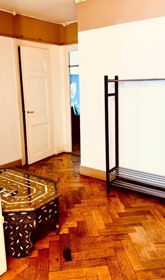 Bel Appartement City Center Женева Екстериор снимка