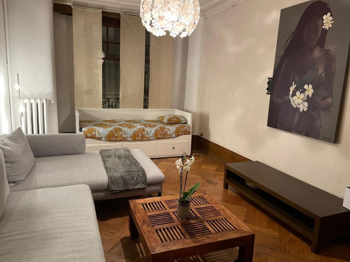 Bel Appartement City Center Женева Екстериор снимка